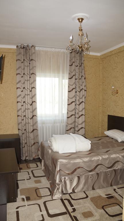 Home Hotel Astana Exterior photo